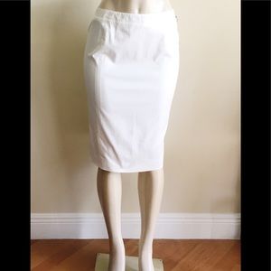 TSE white pencil skirt,size 4
